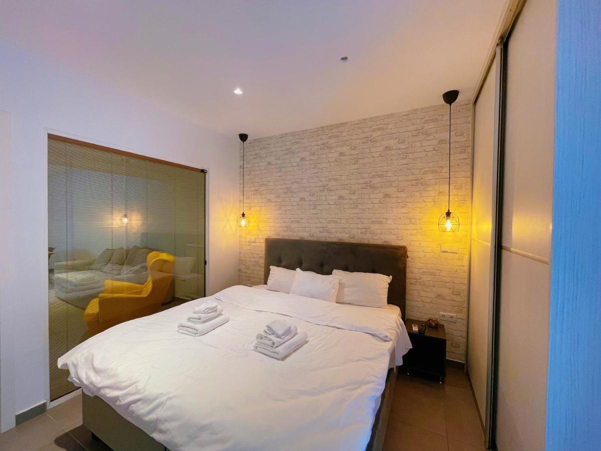 Wsd Hera Luxury Stylish 2Bd Apt With City View Balcony Near Merto Athene Buitenkant foto