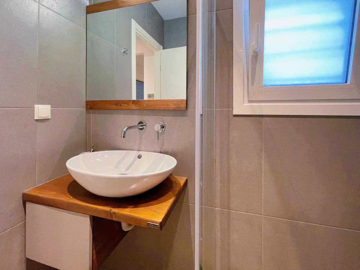 Wsd Hera Luxury Stylish 2Bd Apt With City View Balcony Near Merto Athene Buitenkant foto